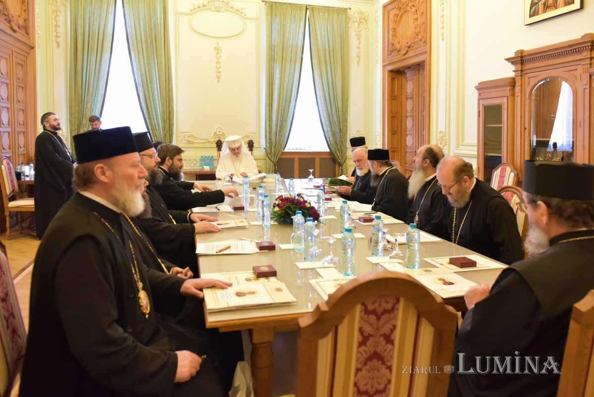 Ierarhi titulari pentru două eparhii românești din diasporă 313017