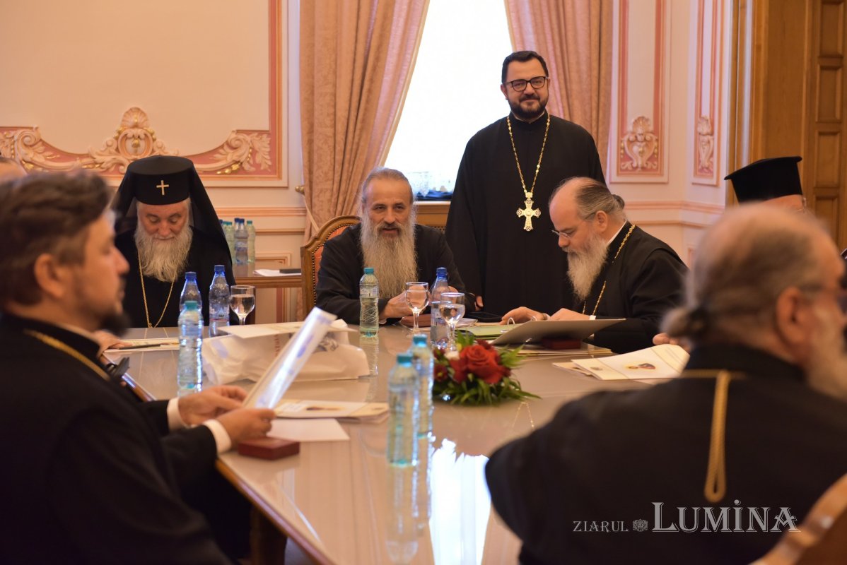 Ierarhi titulari pentru două eparhii românești din diasporă 313020