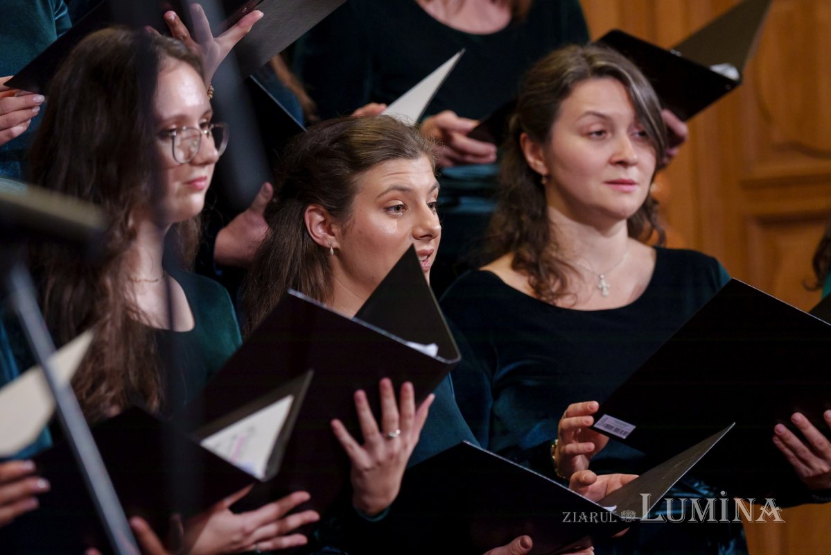 Concertul final al Festivalului „Lăudați pe Domnul” la București 313476