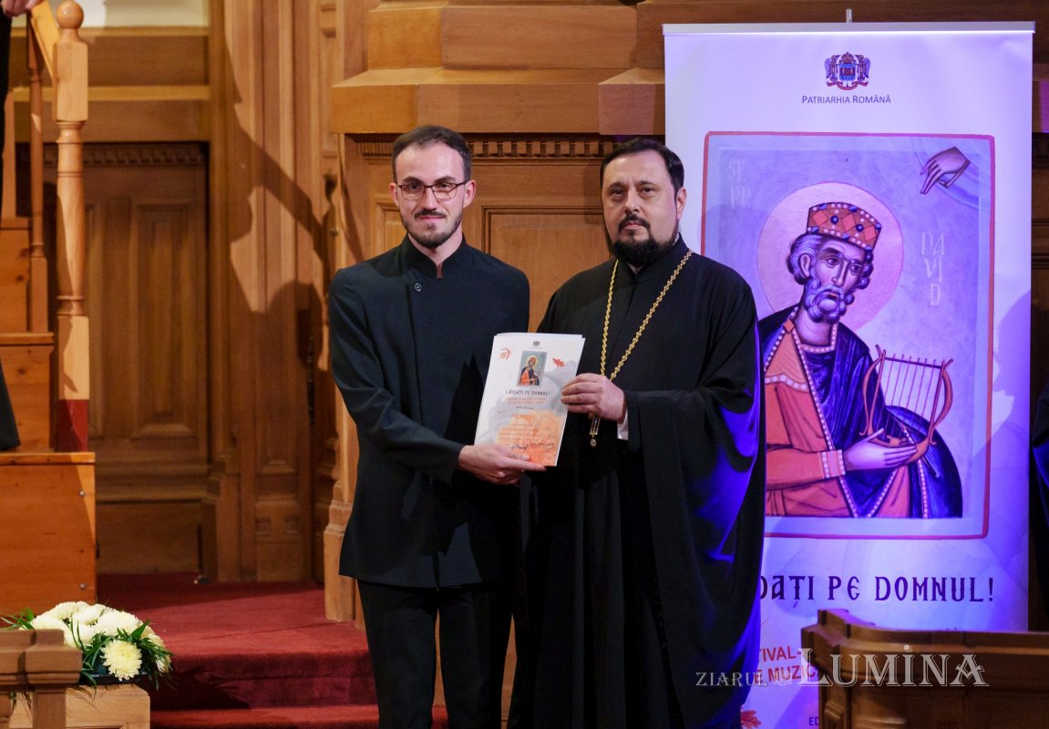 Concertul final al Festivalului „Lăudați pe Domnul” la București 313501