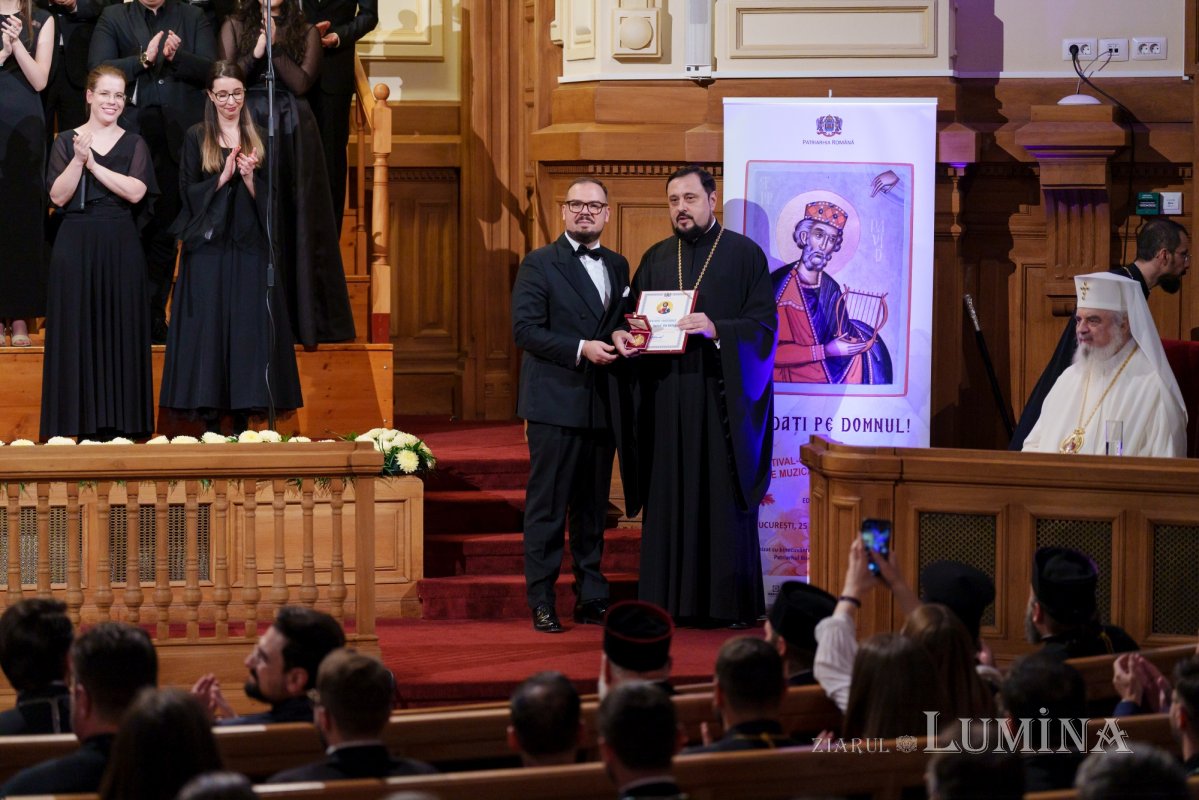 Concertul final al Festivalului „Lăudați pe Domnul” la București 313520