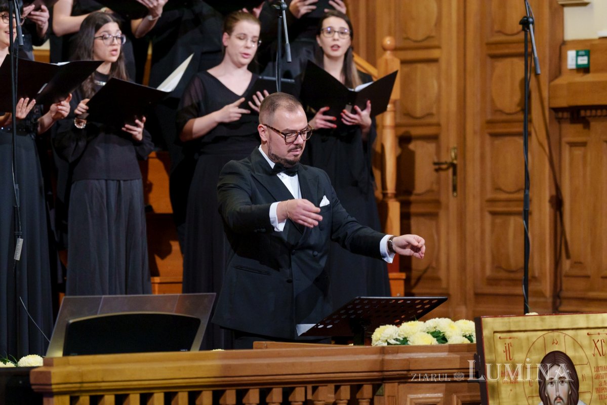 Concertul final al Festivalului „Lăudați pe Domnul” la București 313529