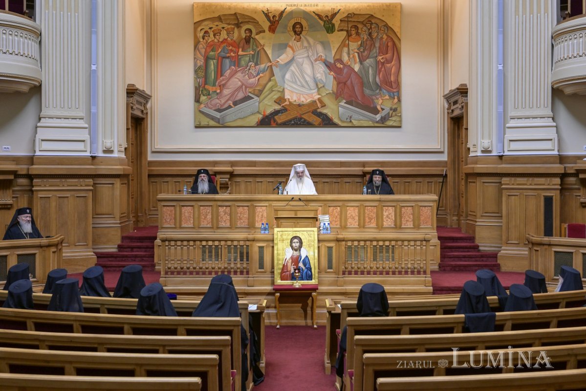 Ședință solemnă a Sfântului Sinod la Palatul Patriarhiei 313163