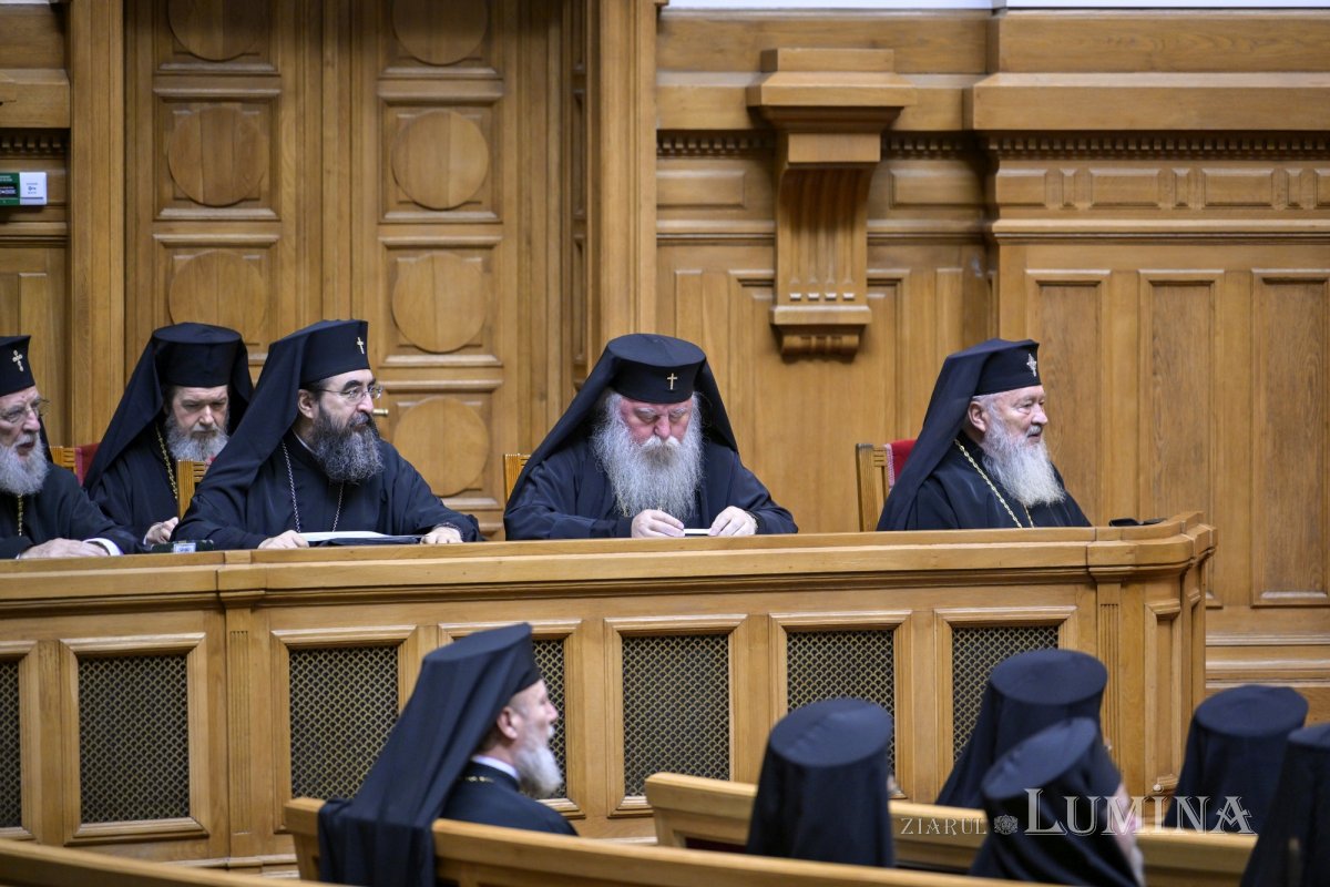 Ședință solemnă a Sfântului Sinod la Palatul Patriarhiei 313166