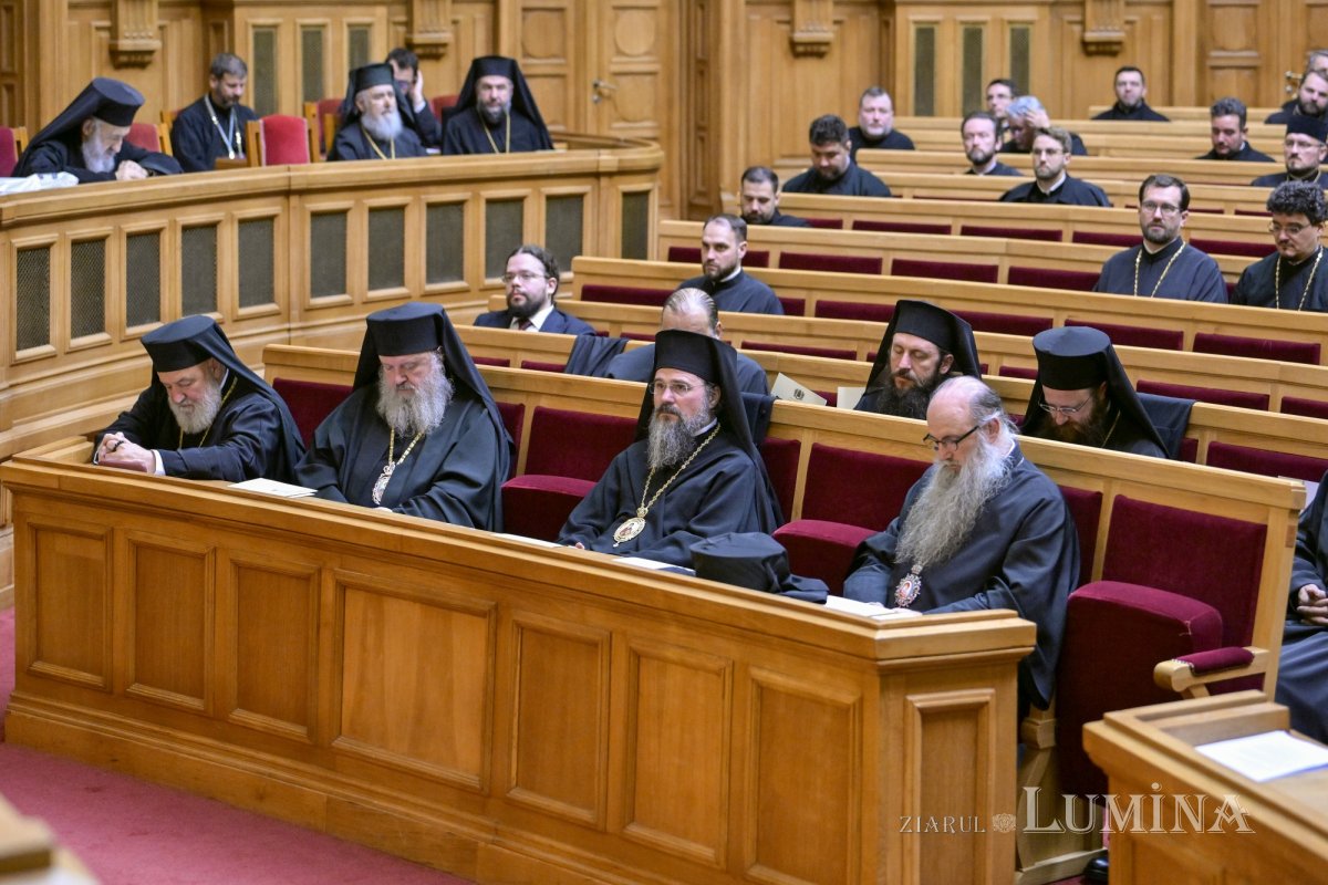 Ședință solemnă a Sfântului Sinod la Palatul Patriarhiei 313172