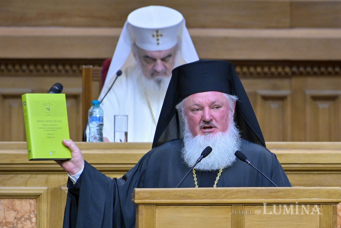 Ședință solemnă a Sfântului Sinod la Palatul Patriarhiei 313177