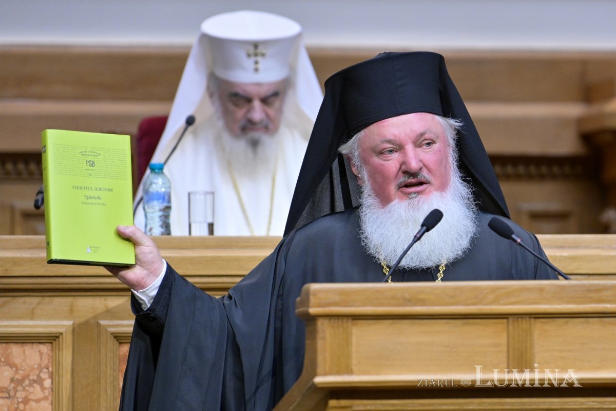 Ședință solemnă a Sfântului Sinod la Palatul Patriarhiei 313178