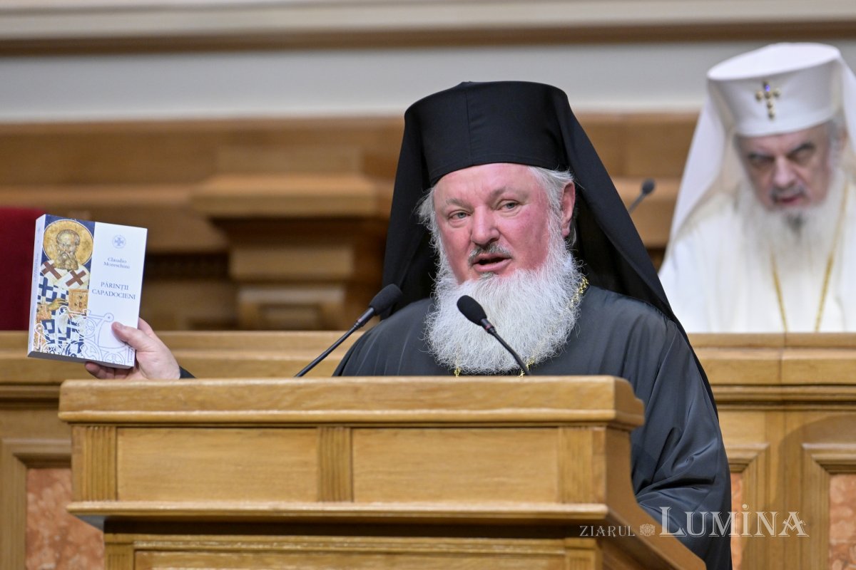 Ședință solemnă a Sfântului Sinod la Palatul Patriarhiei 313180