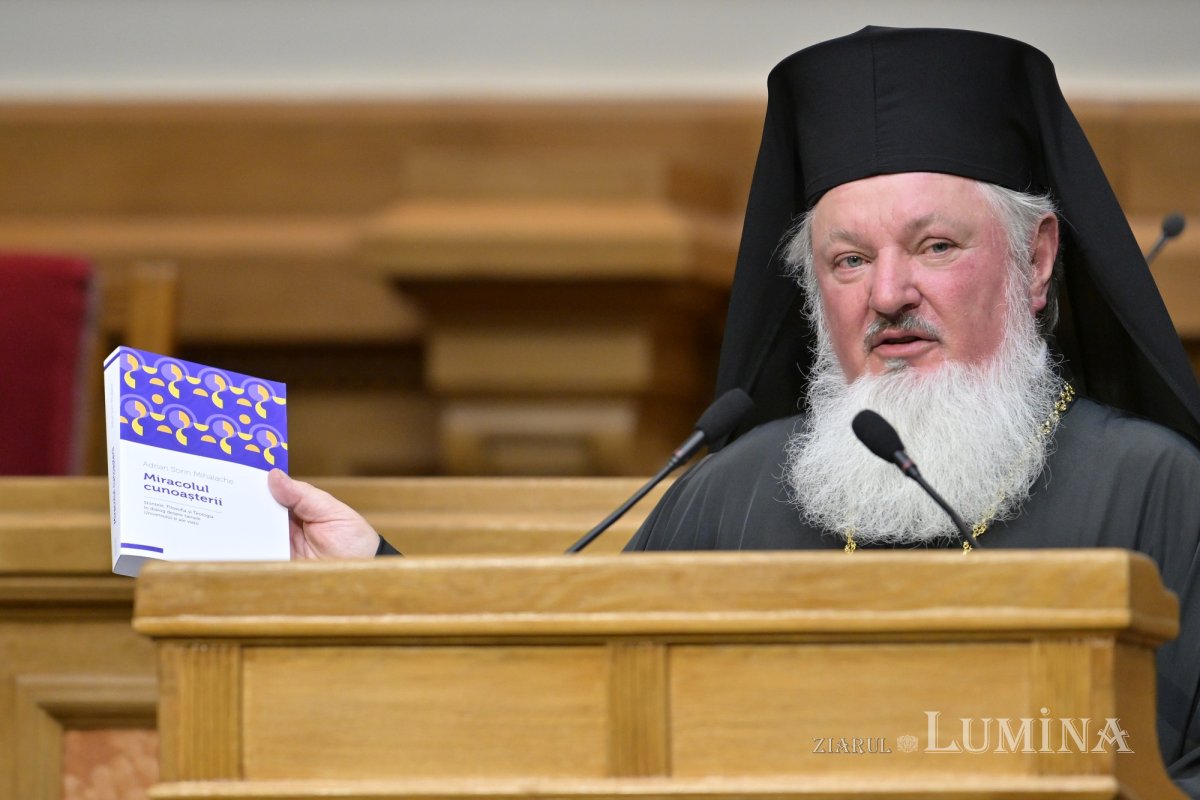 Ședință solemnă a Sfântului Sinod la Palatul Patriarhiei 313181