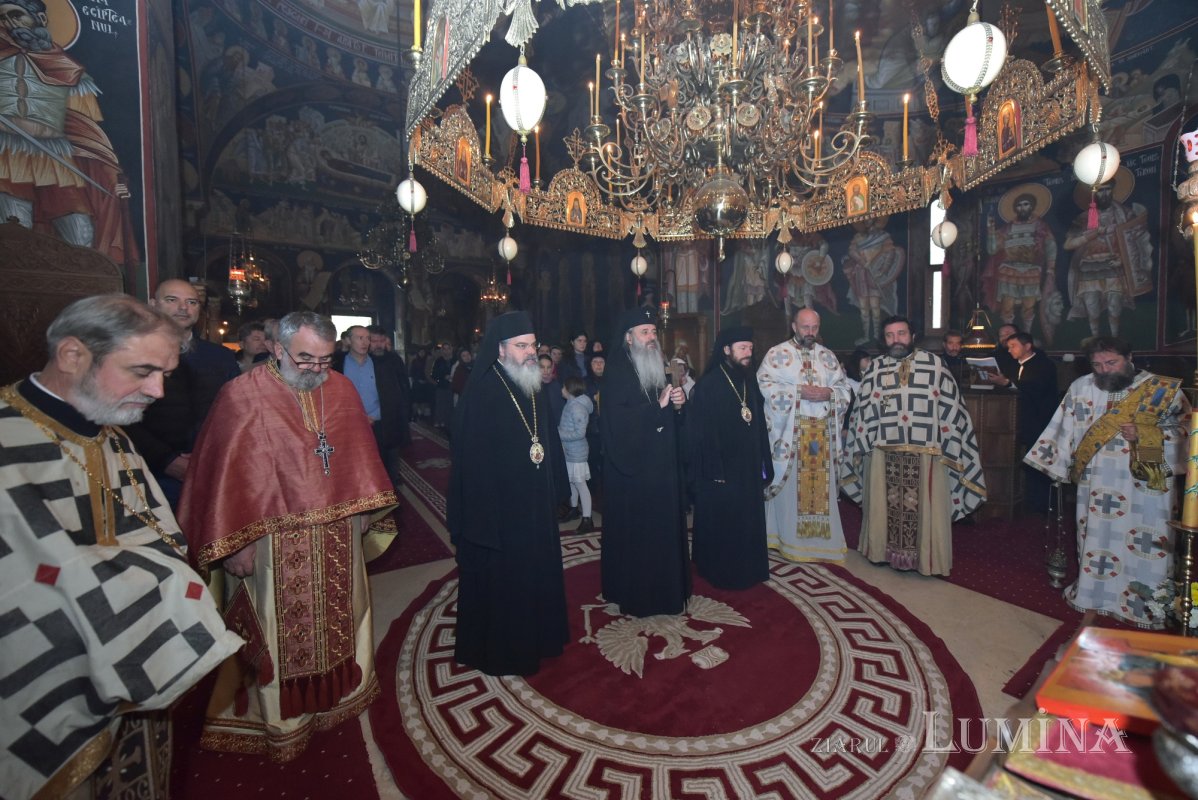 Un sfert de secol de la sfințirea Bisericii Sfântului Grigorie Palama din București 313117