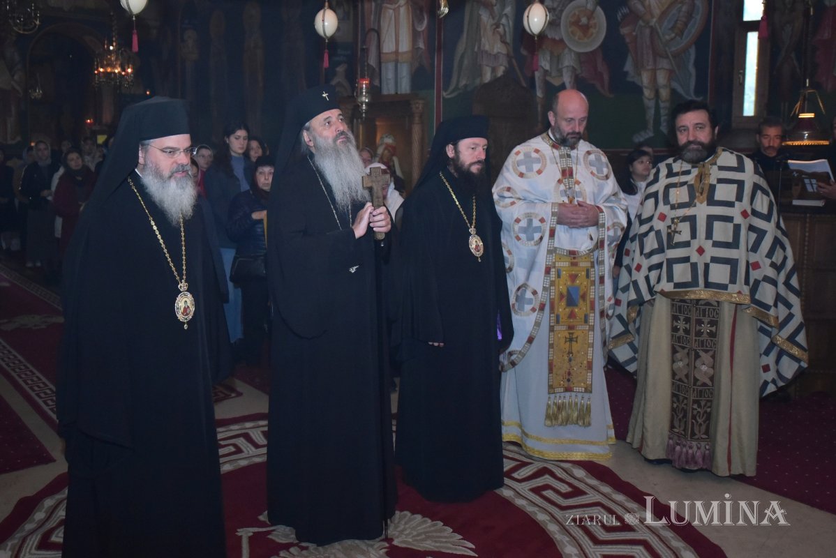 Un sfert de secol de la sfințirea Bisericii Sfântului Grigorie Palama din București 313118