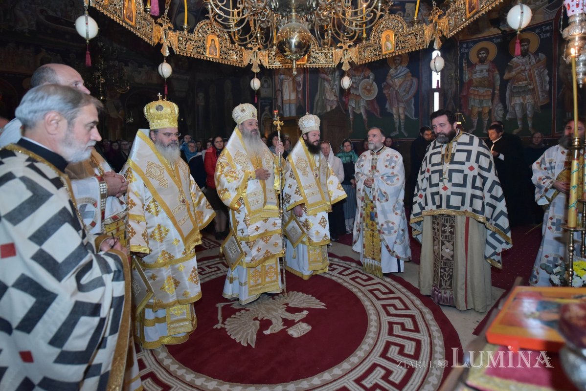 Un sfert de secol de la sfințirea Bisericii Sfântului Grigorie Palama din București 313127