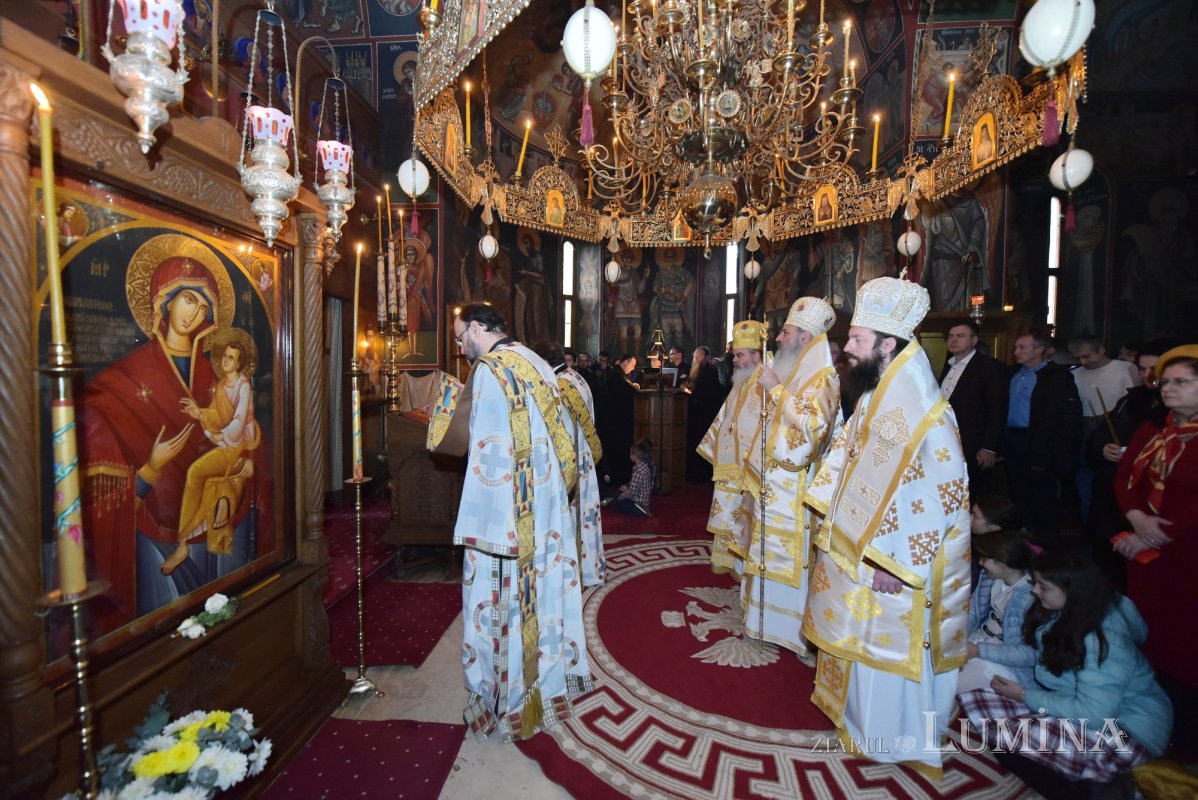 Un sfert de secol de la sfințirea Bisericii Sfântului Grigorie Palama din București 313129