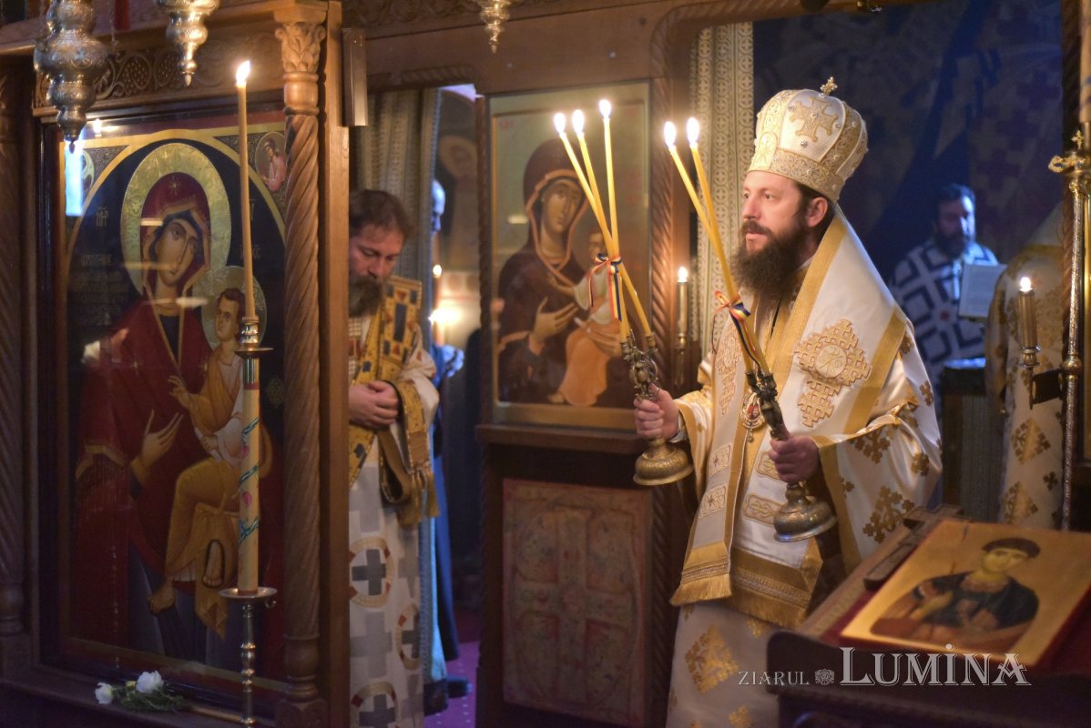 Un sfert de secol de la sfințirea Bisericii Sfântului Grigorie Palama din București 313135