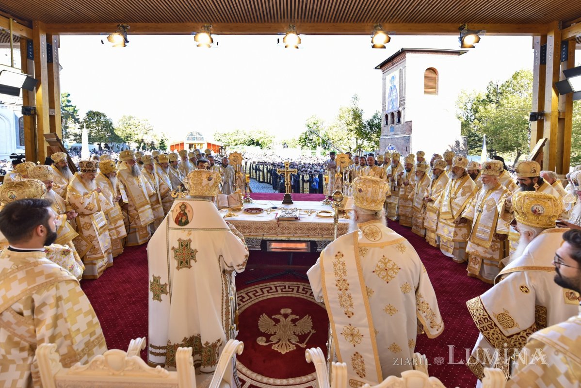 Cinstire evlavioasă a Ocrotitorului Bucureștilor pe Colina Bucuriei 313765