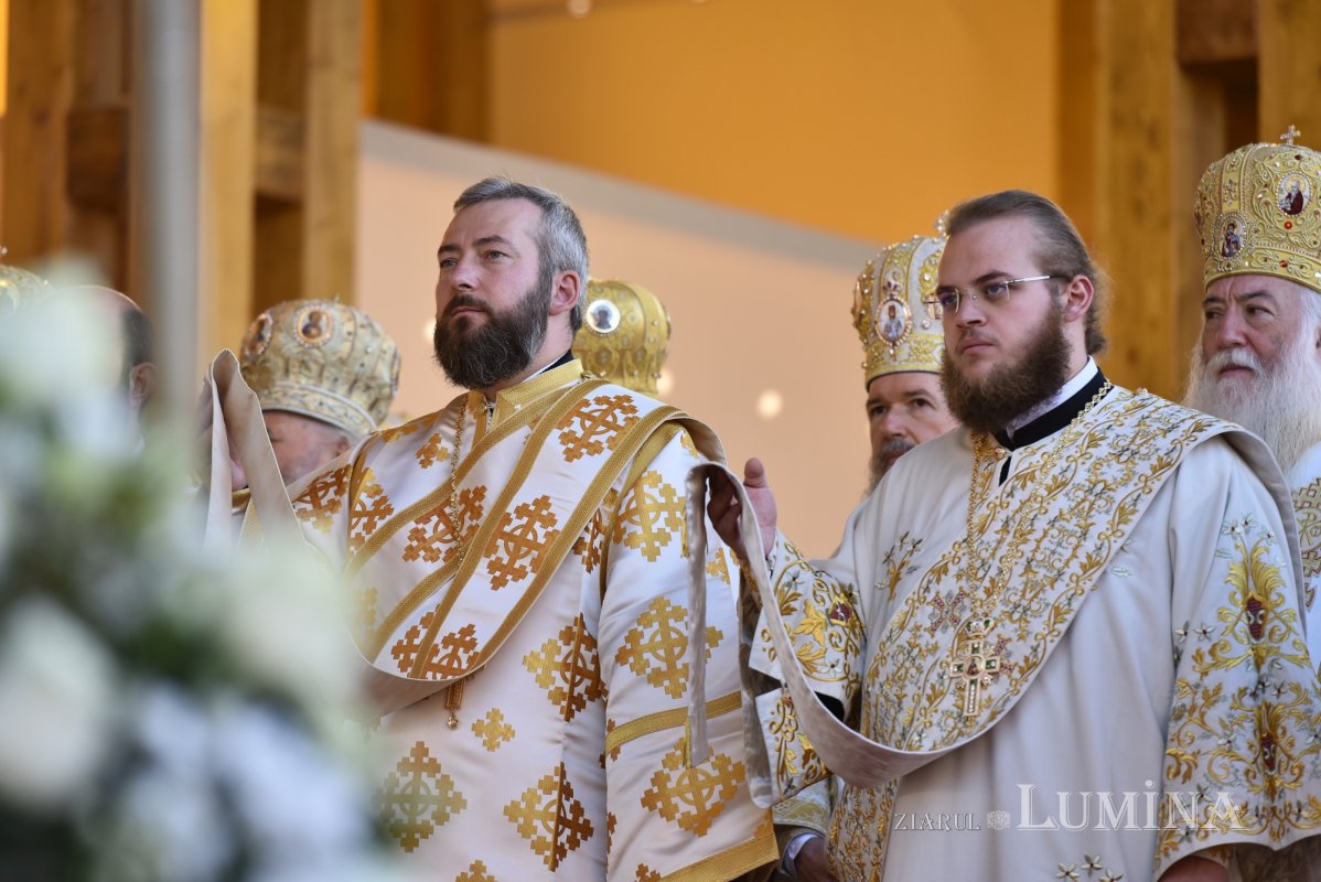 Cinstire evlavioasă a Ocrotitorului Bucureștilor pe Colina Bucuriei 313773