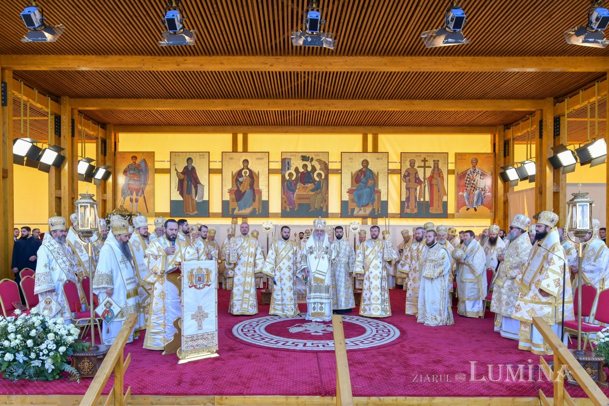 Cinstire evlavioasă a Ocrotitorului Bucureștilor pe Colina Bucuriei 313827