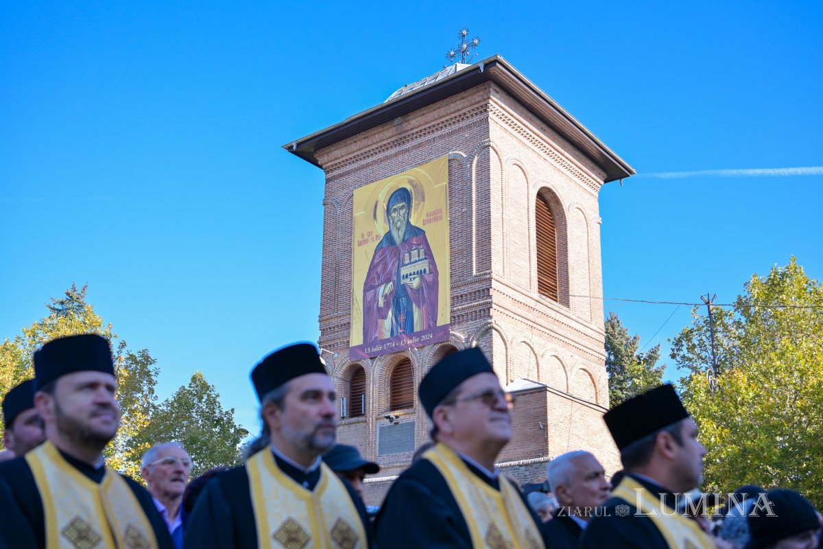 Cinstire evlavioasă a Ocrotitorului Bucureștilor pe Colina Bucuriei 313836