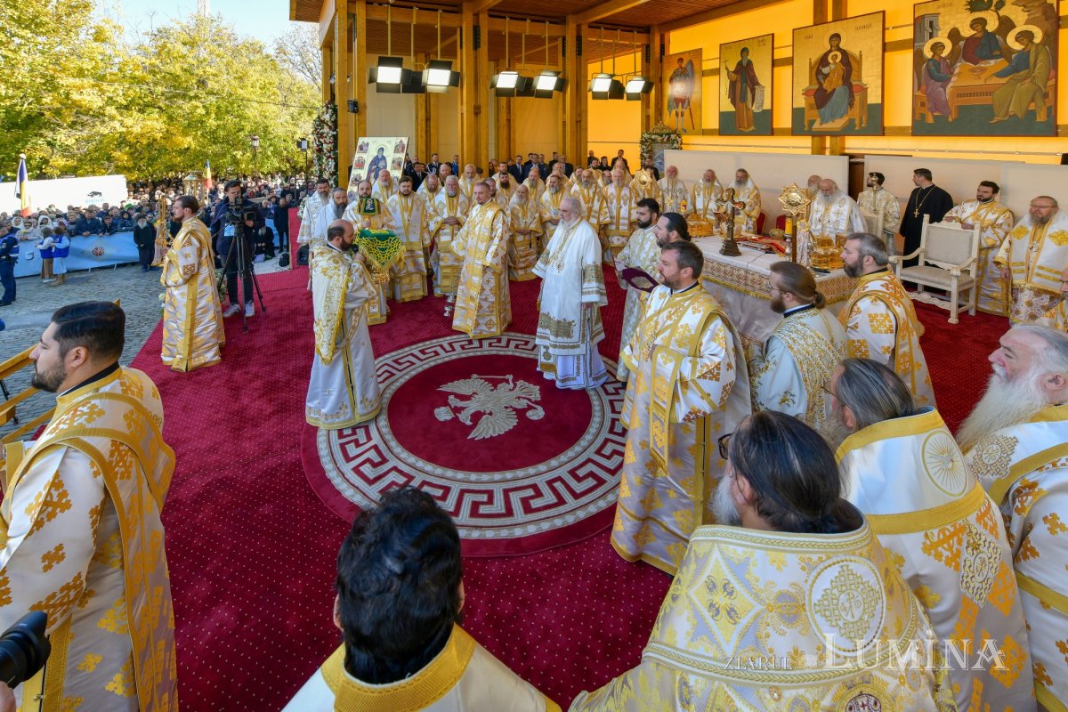 Cinstire evlavioasă a Ocrotitorului Bucureștilor pe Colina Bucuriei 313839