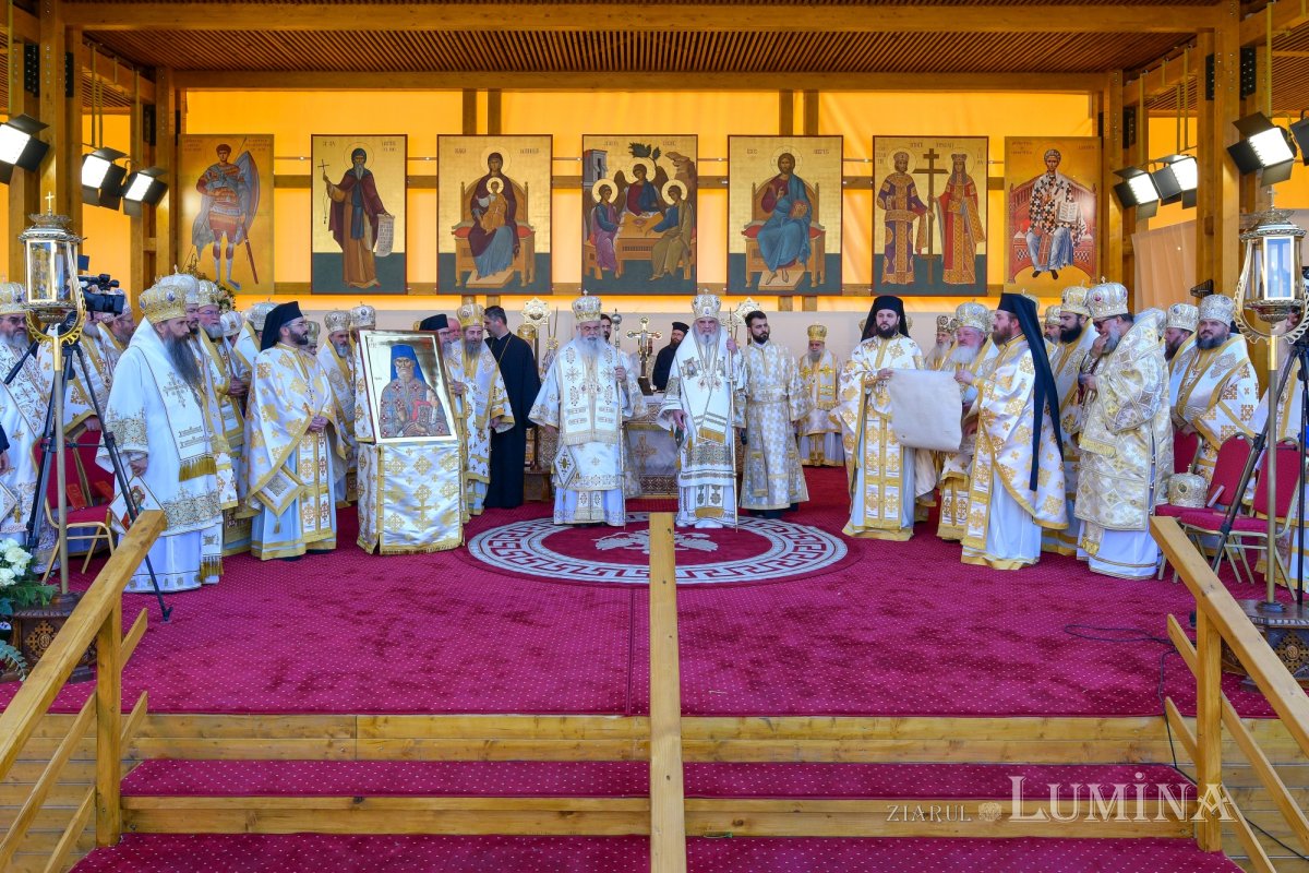 Cinstire evlavioasă a Ocrotitorului Bucureștilor pe Colina Bucuriei 313846