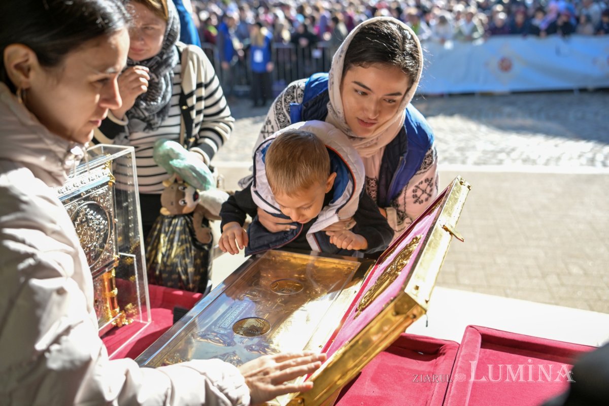 Cinstire evlavioasă a Ocrotitorului Bucureștilor pe Colina Bucuriei 313850