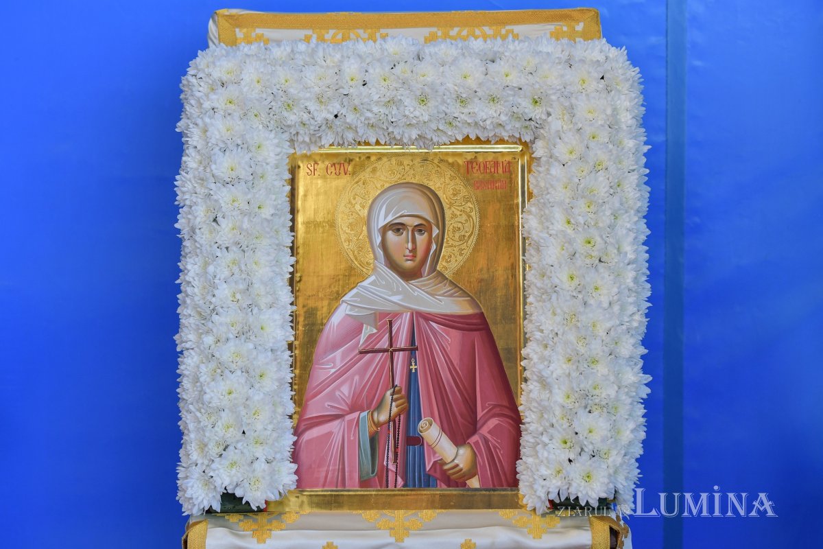 Sfântul Ierarh Iachint şi Sfânta Teofana Basarab, doi isihaşti contemporani 313944