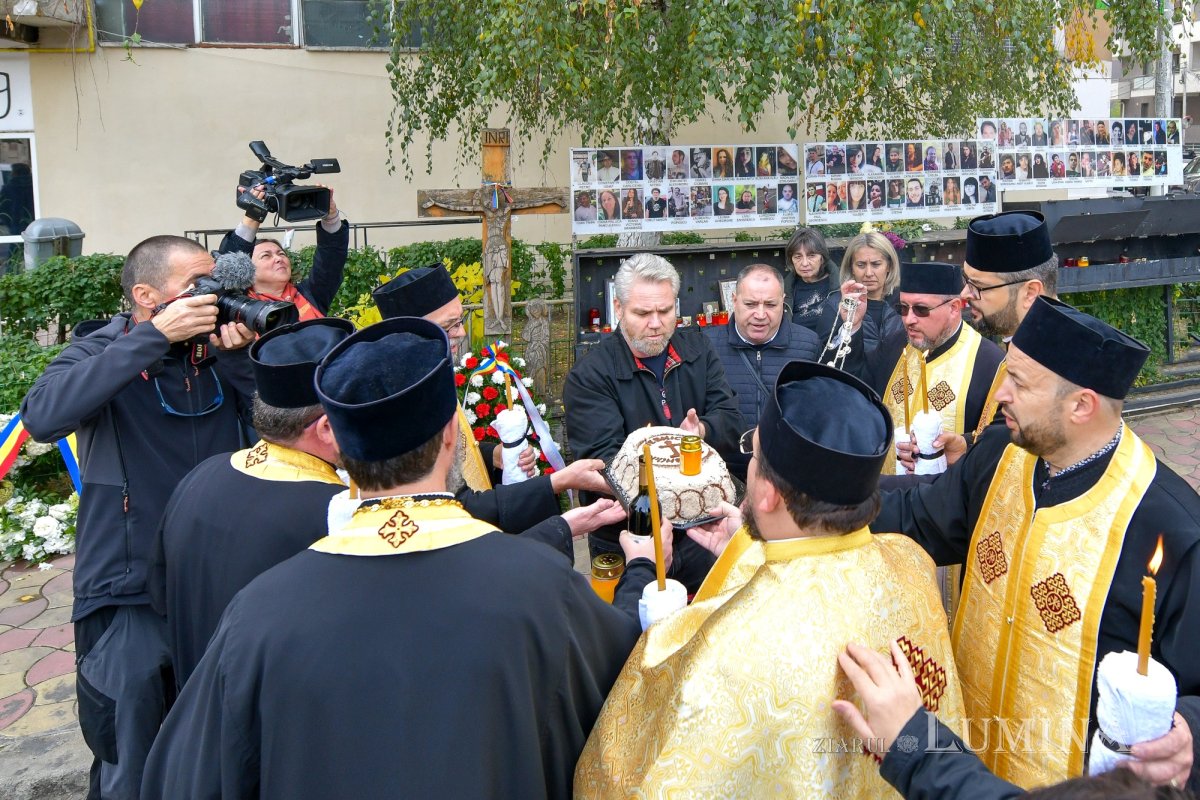 Parastas pentru victimele incendiului de la Colectiv 314113