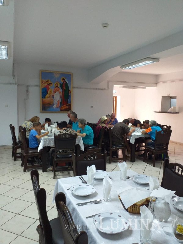 Proiectul „Masă caldă pentru nevoiaşi” la Braşov-Bartolomeu 314084