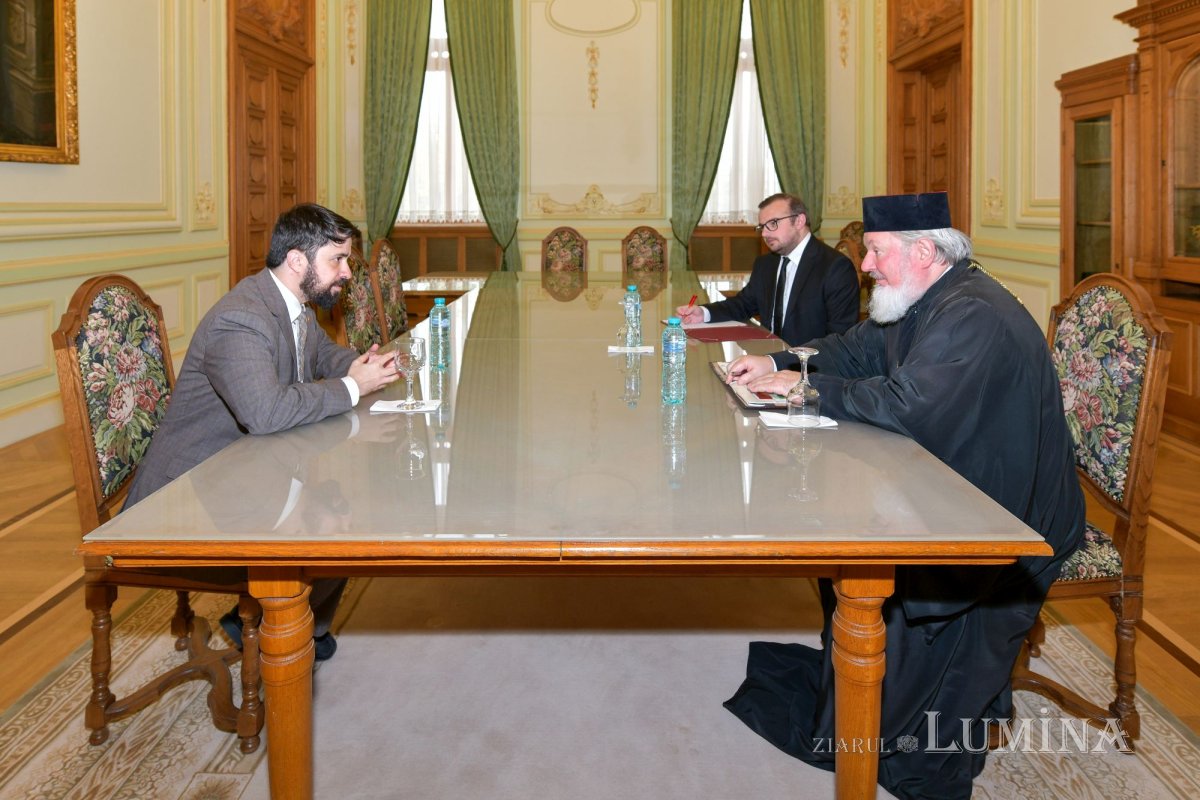 Viceambasadorul statului Israel la București în vizită la Patriarhia Română 314465
