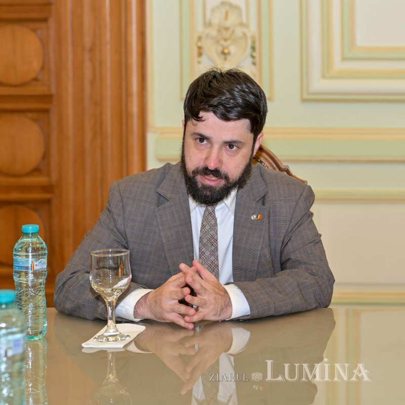 Viceambasadorul statului Israel la București în vizită la Patriarhia Română 314466