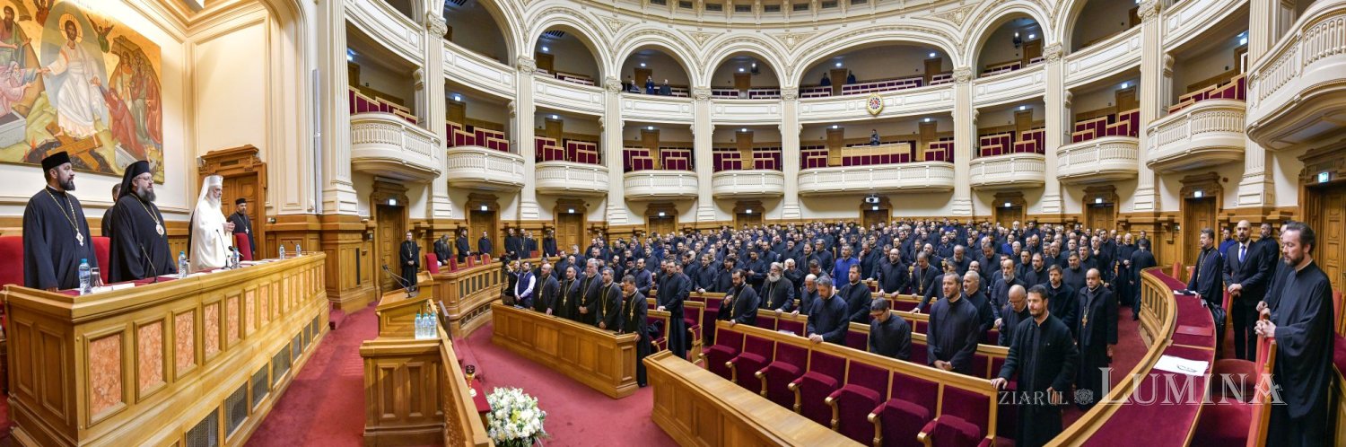 Clericii prahoveni s-au reunit la Palatul Patriarhiei 314833