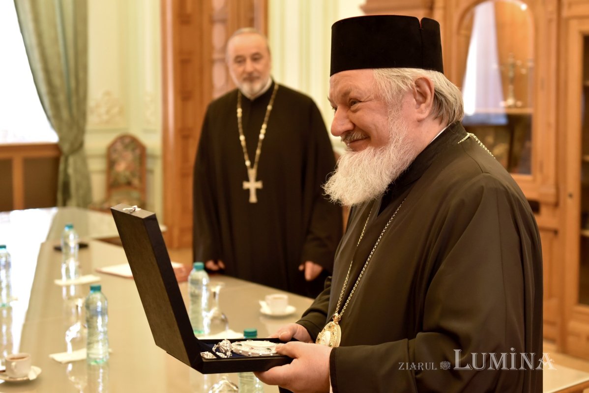 Oaspeți ortodocși sârbi în vizită la Patriarhia Română 314801