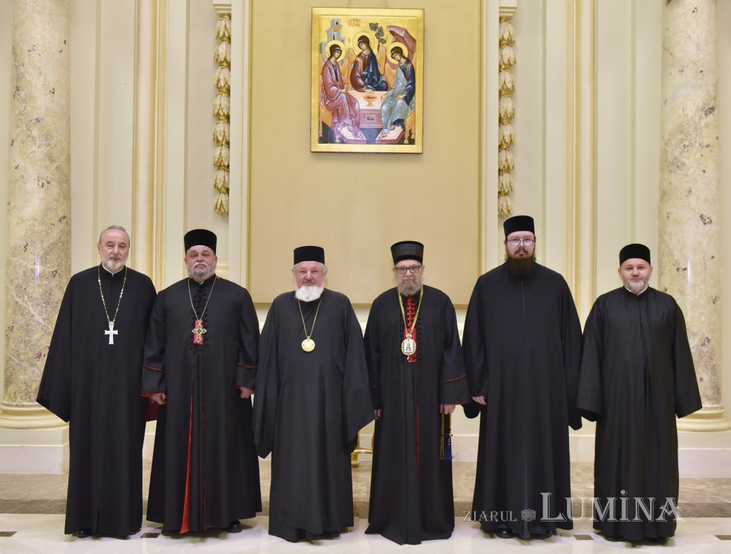 Oaspeți ortodocși sârbi în vizită la Patriarhia Română 314854