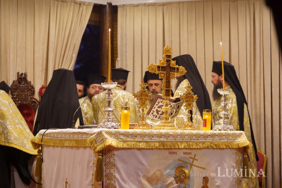 Începutul sărbătorii Sfântului Ierarh Nectarie la Mănăstirea Radu Vodă 315209