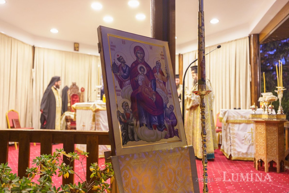 Începutul sărbătorii Sfântului Ierarh Nectarie la Mănăstirea Radu Vodă 315210