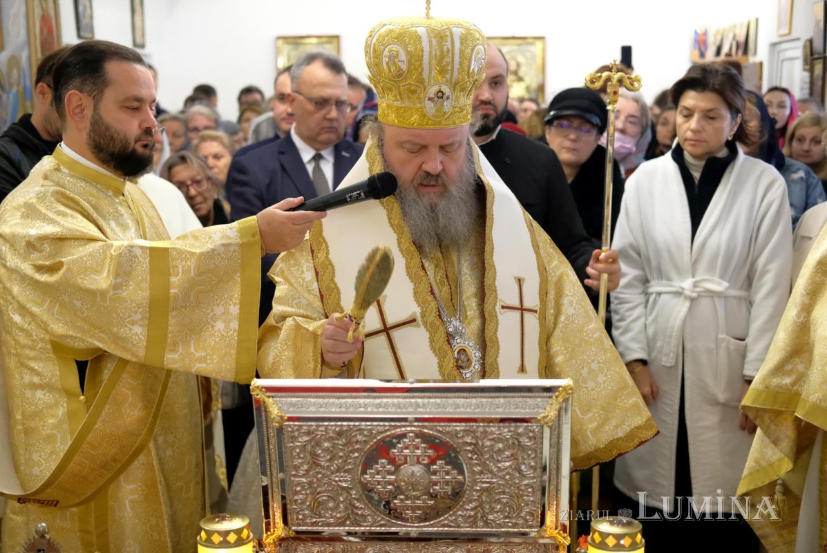 Moaștele Sfântului Nectarie pentru o capelă de spital din Capitală 315021