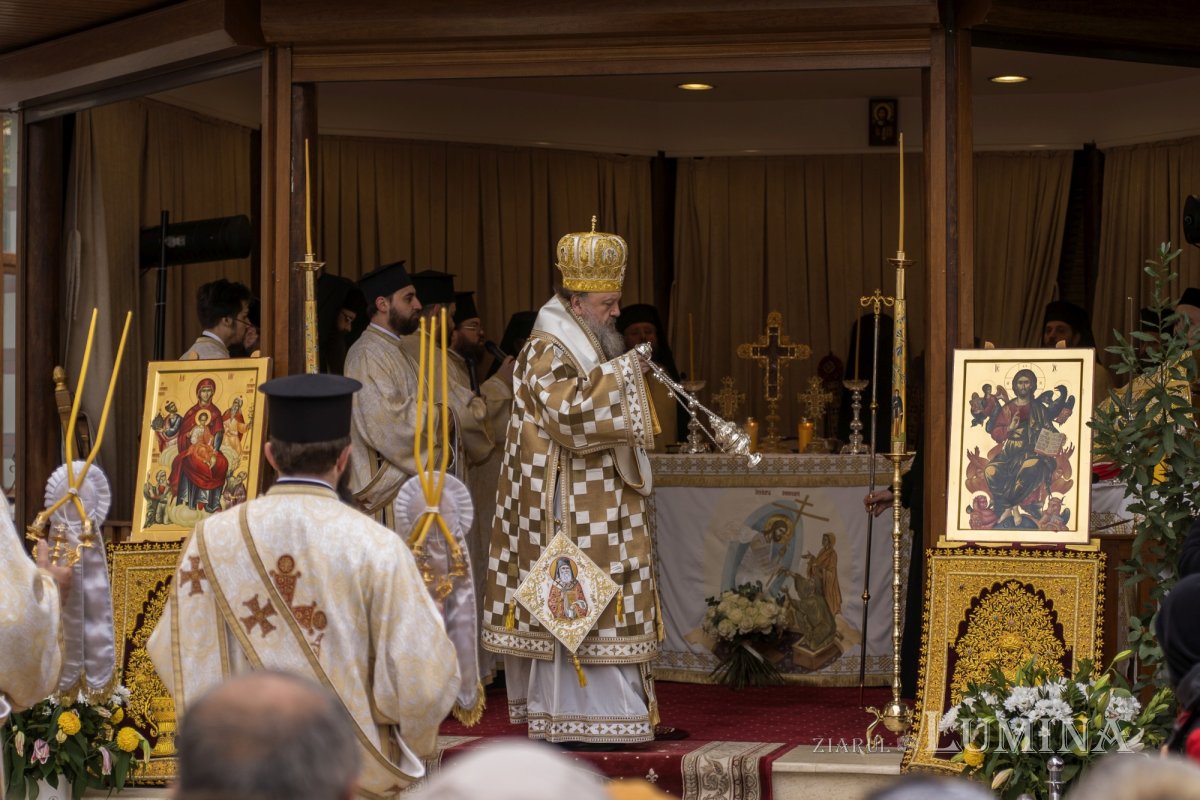 Prinos de laudă adus unui ierarh taumaturg în Capitală 315332