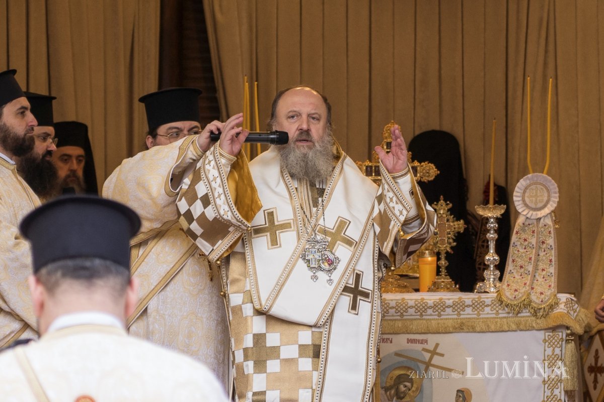 Prinos de laudă adus unui ierarh taumaturg în Capitală 315333