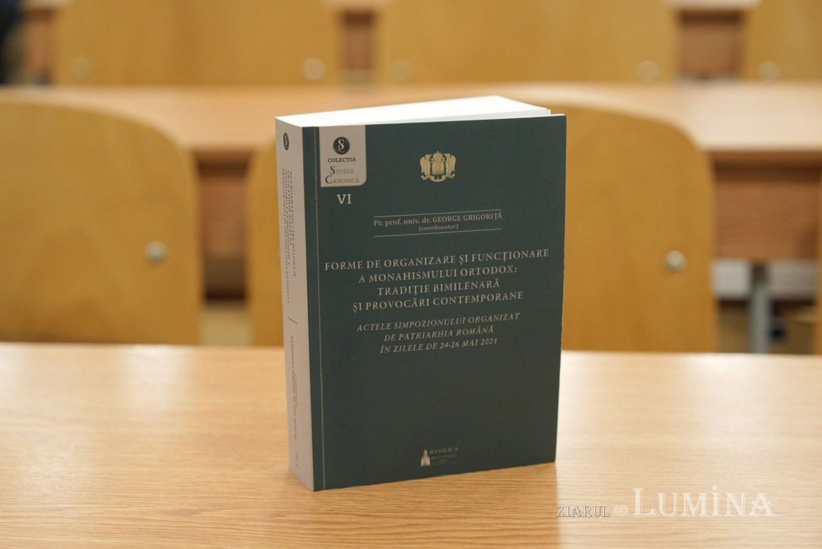 Volum dedicat formelor de organizare și funcționare a monahismului ortodox 315860