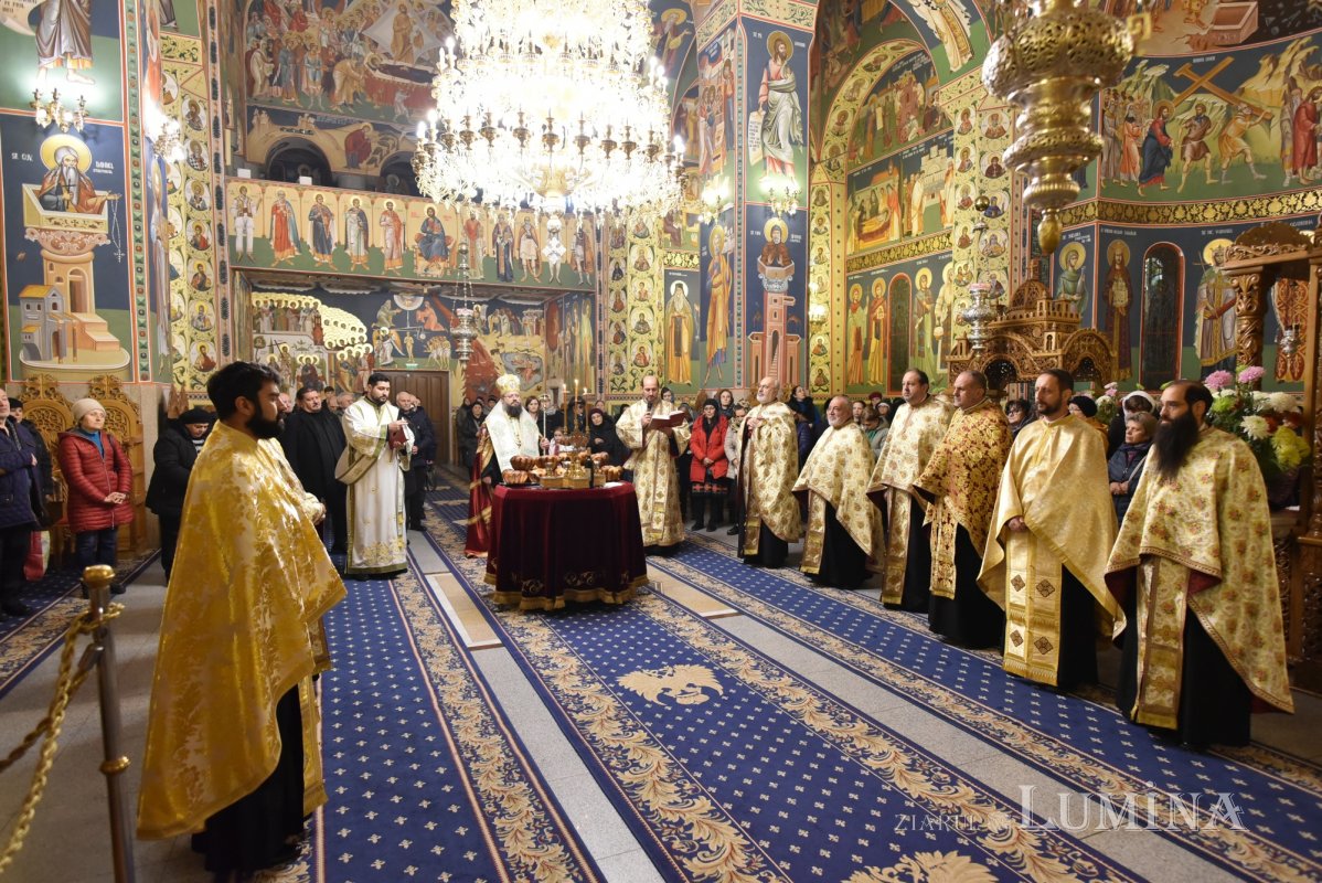 Hramul de toamnă al Bisericii Șerban Vodă din București 315961