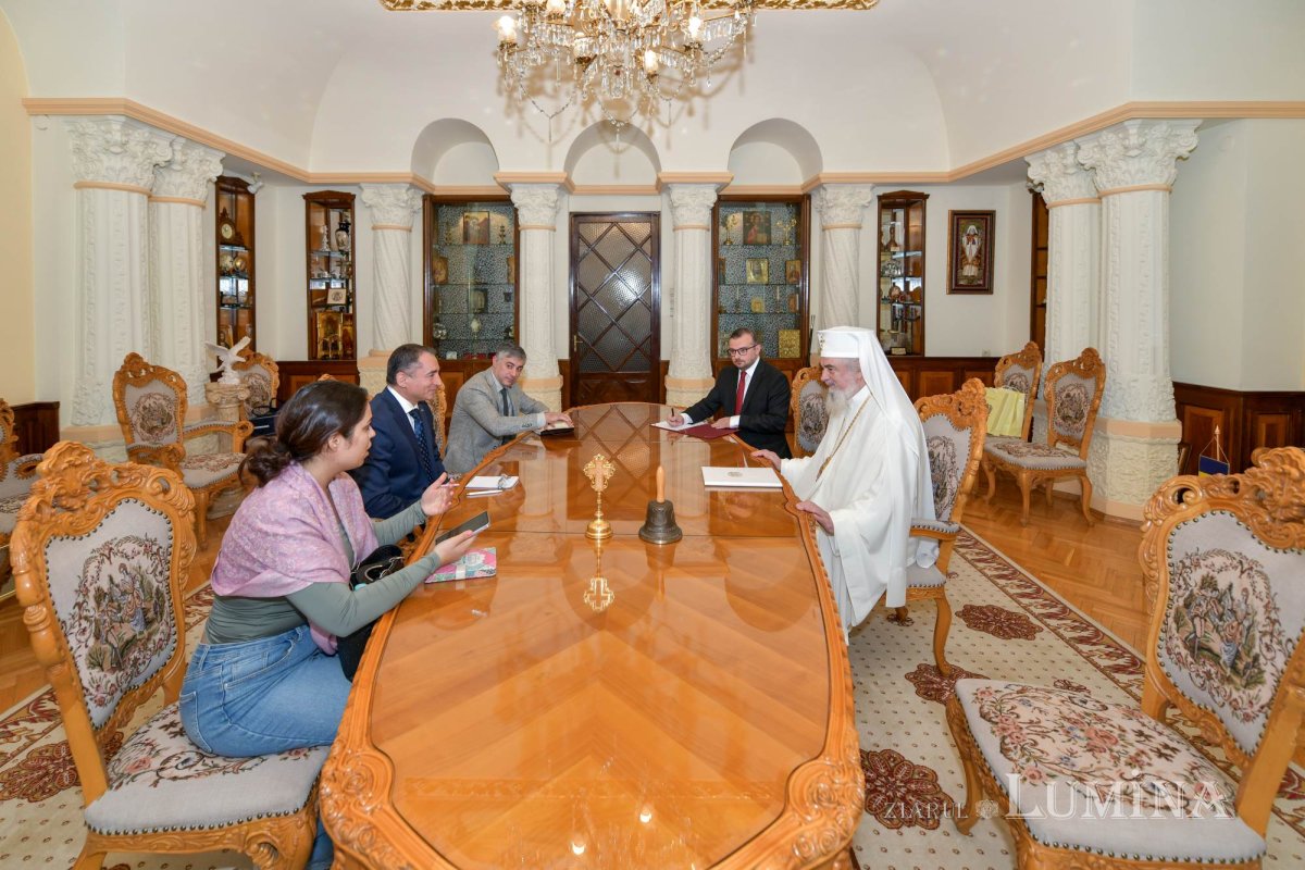 Ambasadorul Azerbaidjanului în vizită la Patriarhia Română 316046