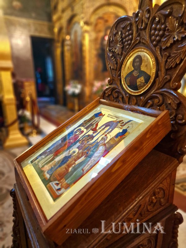 Episcopul Europei de Nord, la o biserică din Capitală 316452