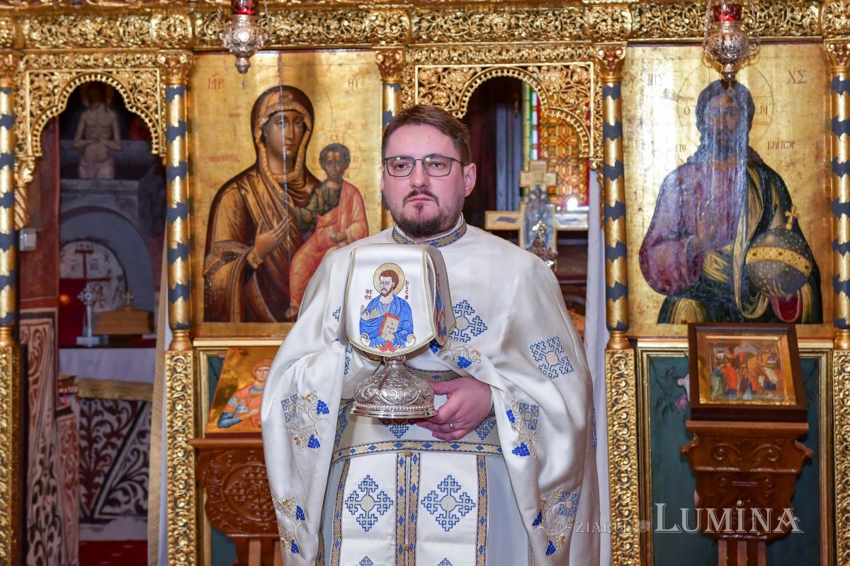 Intrarea în biserică a Maicii Domnului celebrată la Reședința Patriarhală 316501