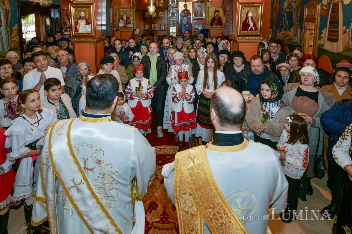 O nouă raclă pentru moaștele Sfântului Cuvios Antonie de la Iezerul Vâlcii 316624