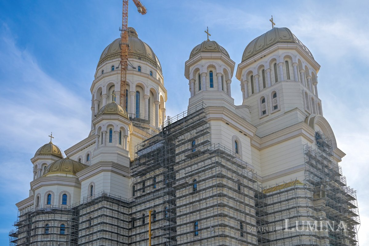 Catedrala Mântuirii Neamului la ceas aniversar 316643