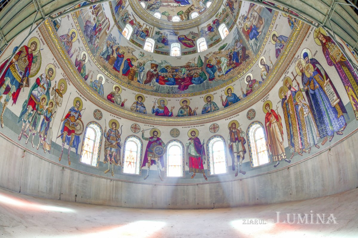 Catedrala Mântuirii Neamului la ceas aniversar 316654