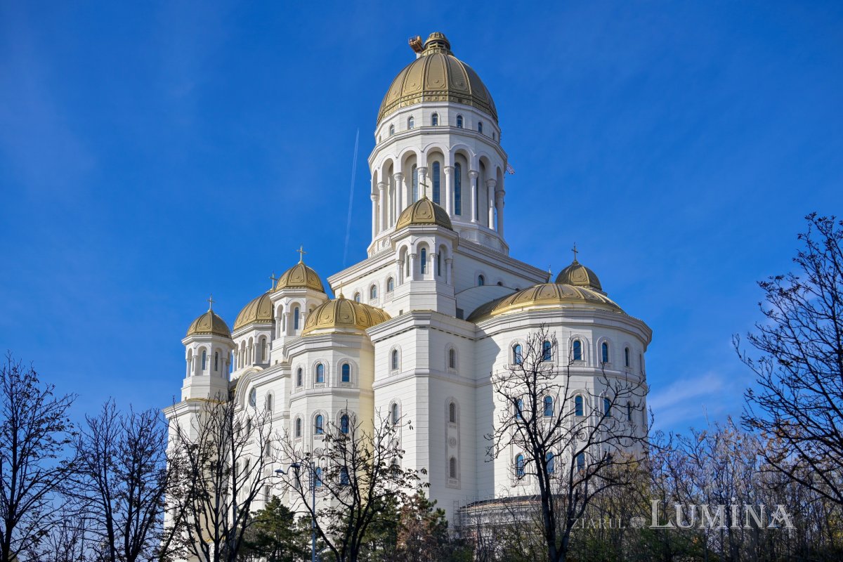Catedrala Mântuirii Neamului la ceas aniversar 316685