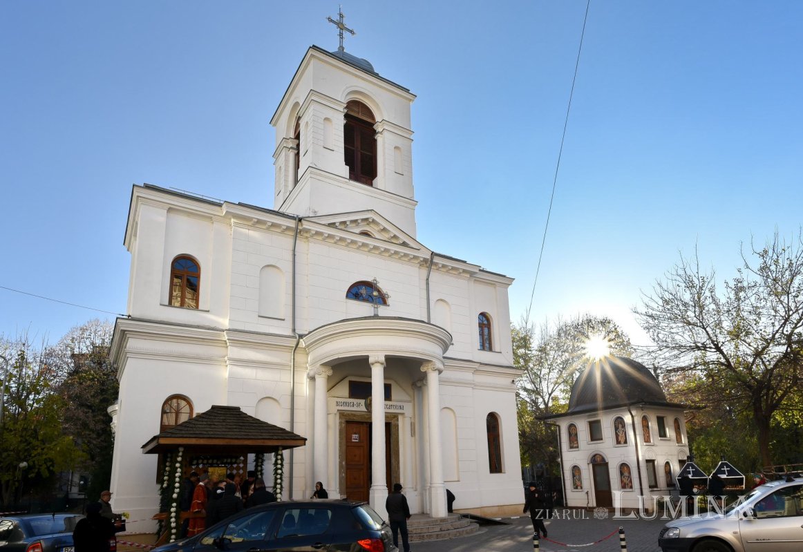Paraclisul universitar „Sfânta Ecaterina” și-a sărbătorit hramul 316714