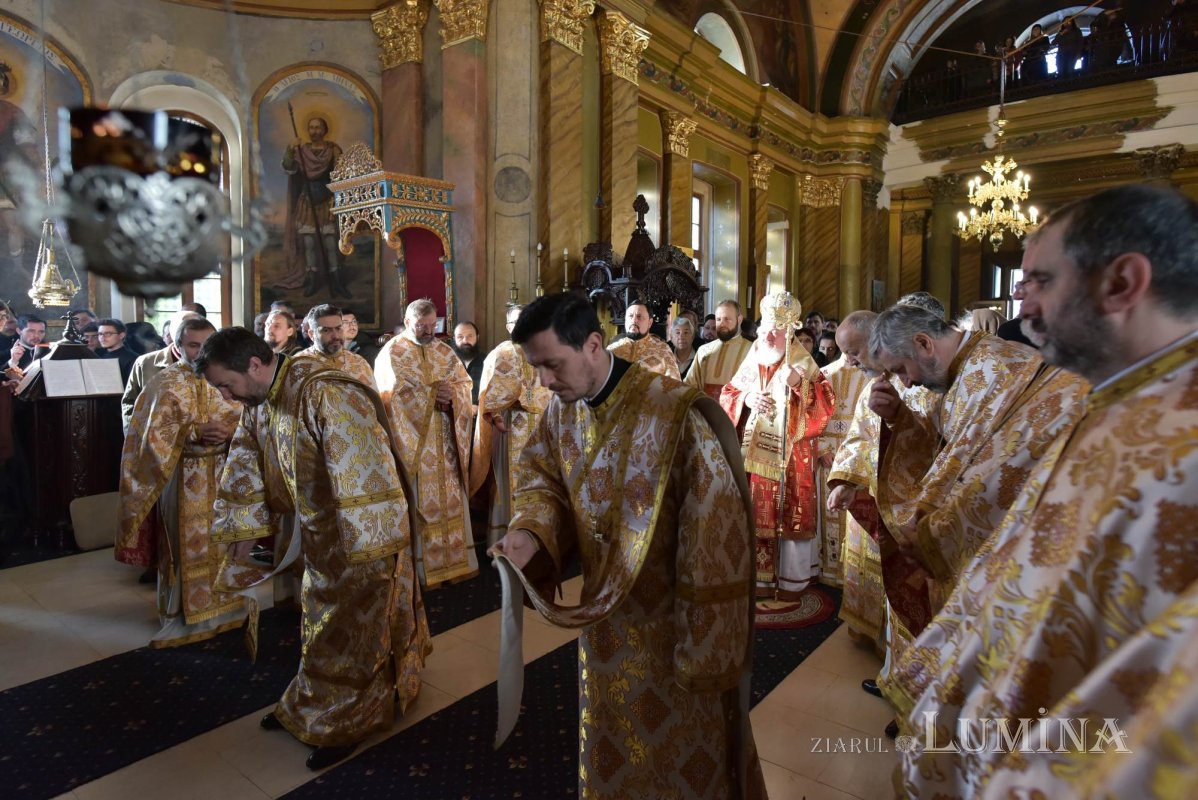 Paraclisul universitar „Sfânta Ecaterina” și-a sărbătorit hramul 316729