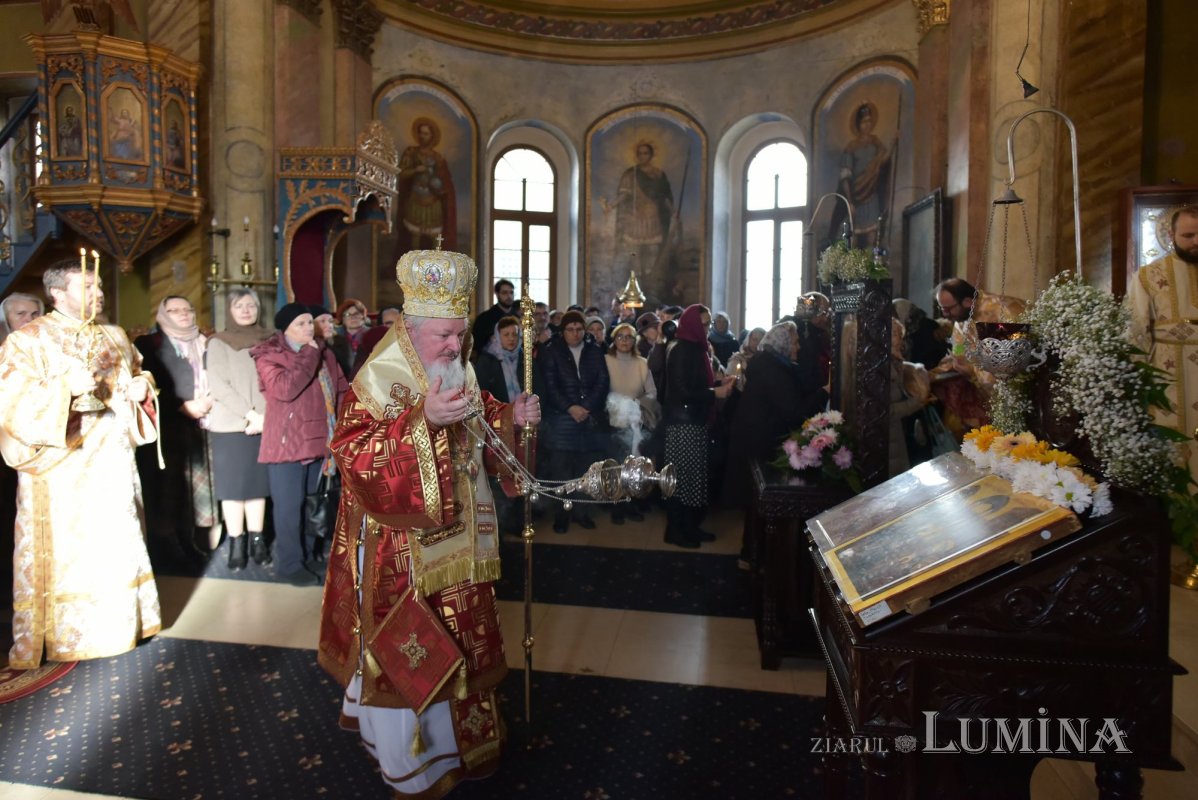 Paraclisul universitar „Sfânta Ecaterina” și-a sărbătorit hramul 316736